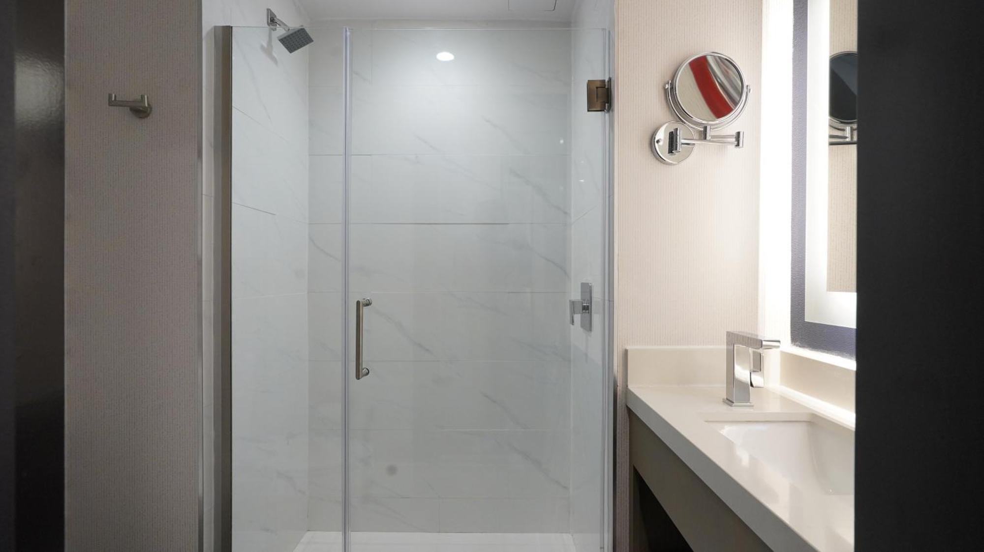 Doubletree By Hilton Long Island City, Ny Ню Йорк Екстериор снимка