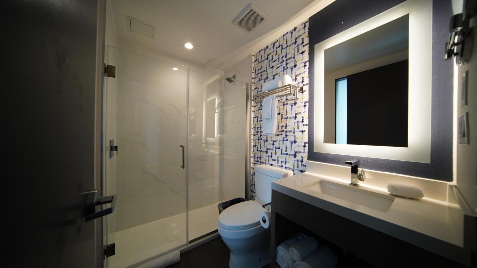 Doubletree By Hilton Long Island City, Ny Ню Йорк Екстериор снимка
