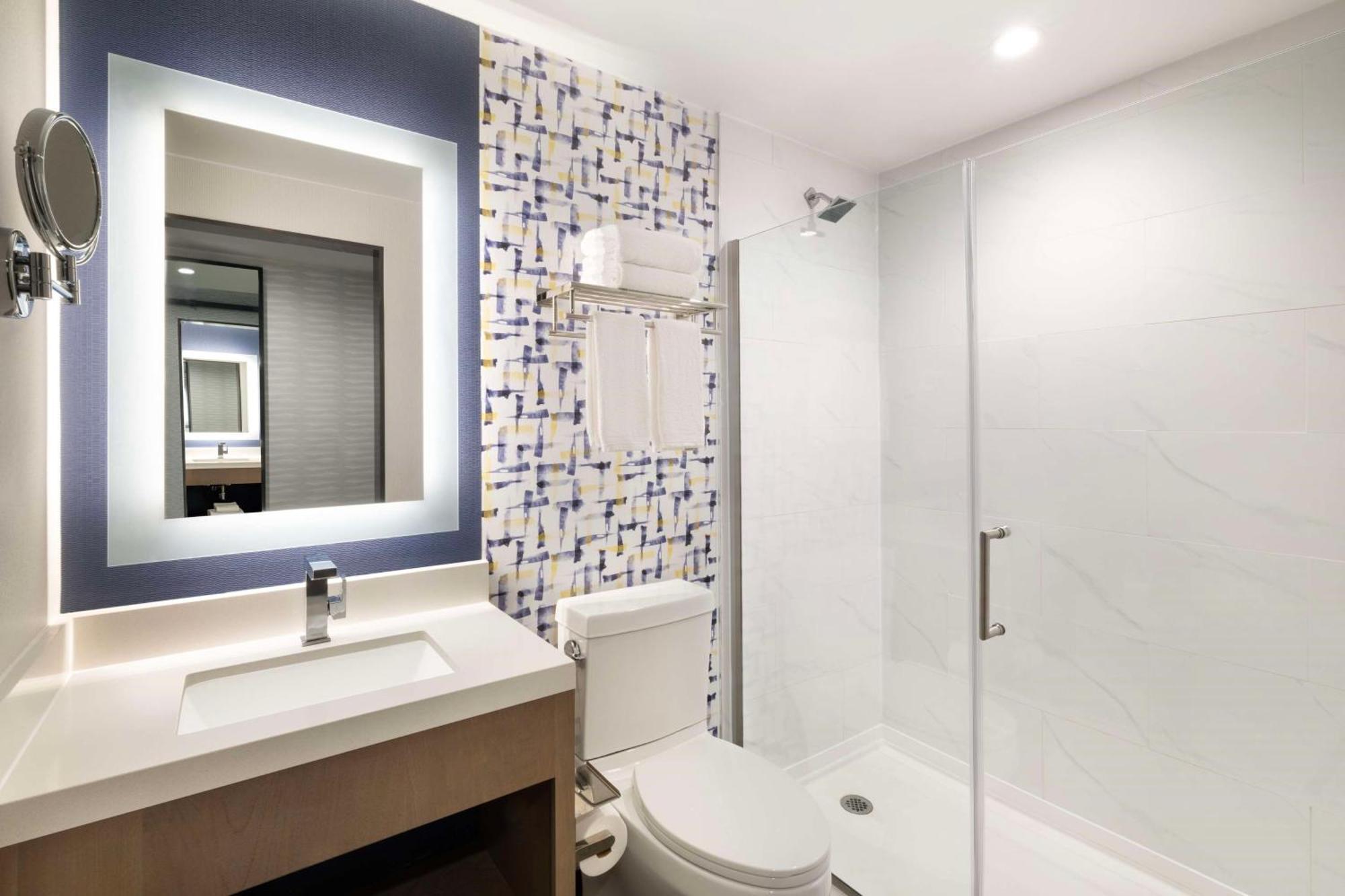 Doubletree By Hilton Long Island City, Ny Ню Йорк Екстериор снимка