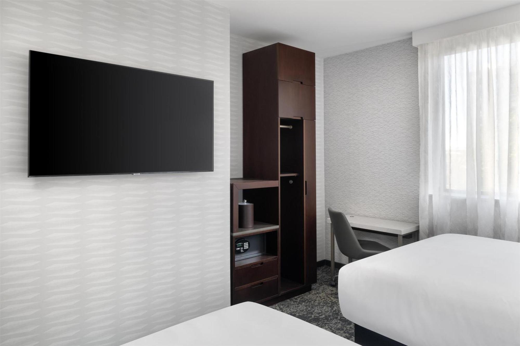 Doubletree By Hilton Long Island City, Ny Ню Йорк Екстериор снимка